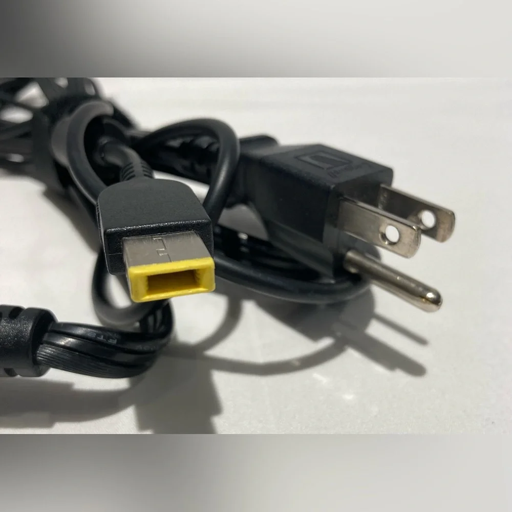 Lenovo 65W Power Adapter PA-1650-72
